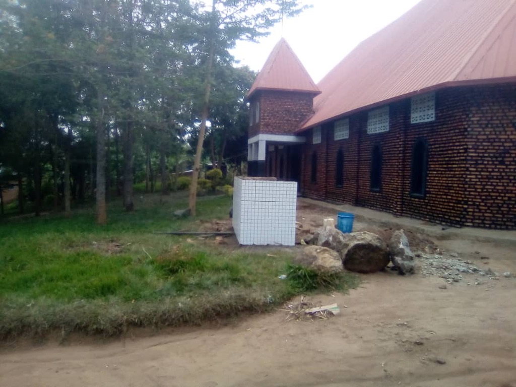 Mimuli parish - Hand washing station being built to comply with building regs